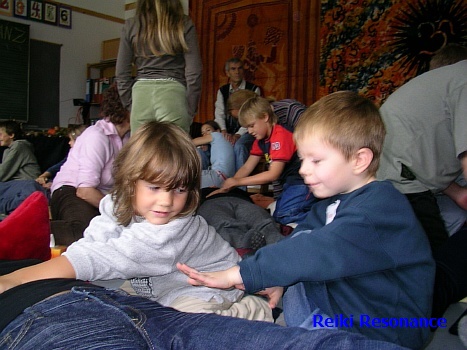 kinderreiki_okt04_24.JPG